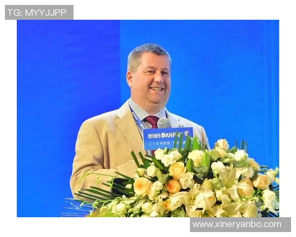 足球明星携手祝福跨年迎新 一起迎接2025年辉煌篇章